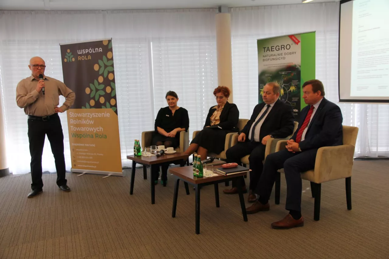 Konferencja Wyzwania stojące przed polskim rolnictwem - debata
