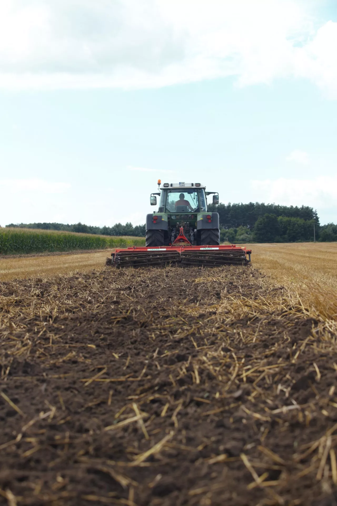 Nowe przepisy unijne dotkną też rolników? Raportowanie ESG – co to znaczy?