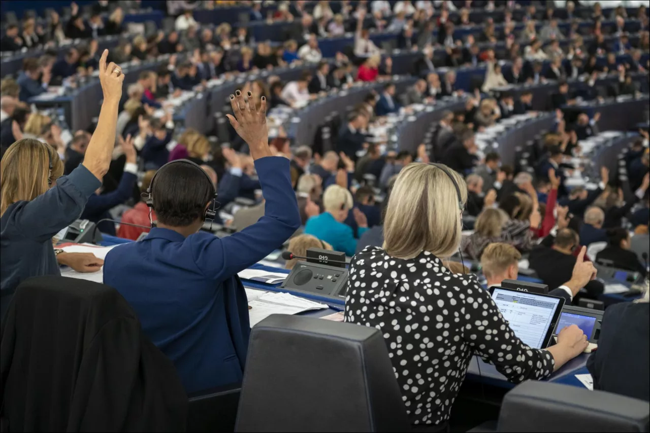 Dlaczego Bruksela unika tematu Mercosur? Ani Ursula von der Leyen, ani Christophe Hansen nie wspomnieli o umowie na kluczowej unijnej konferencji dla rolników.