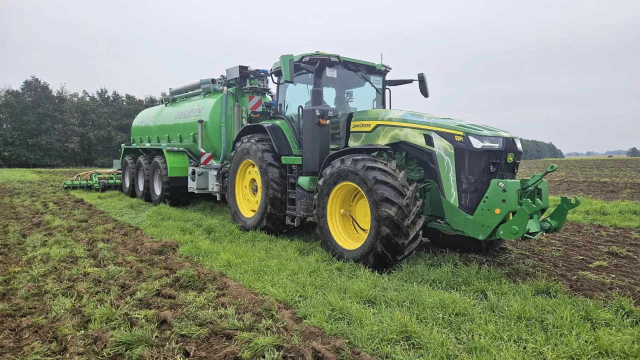 ciągnik, ciągnik John Deere, rejestracja ciągników 