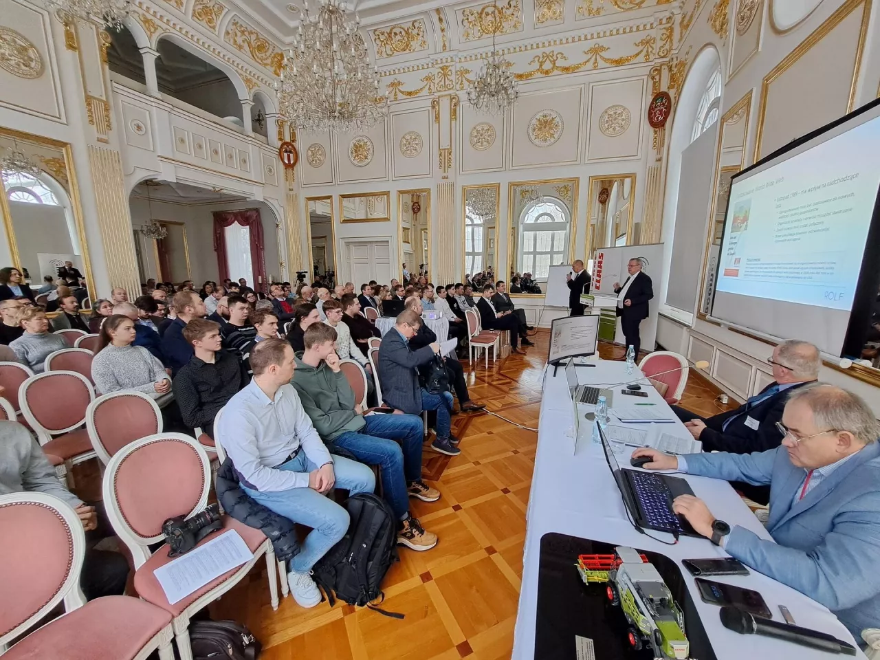 XX Międzynarodowa Konferencja Rolnictwa Cyfrowego Agrocom Polska i Claas w Kamieniu Śląskim.