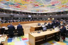 Posiedzenie Rady AGRIFISH poświęcone wizji rolnictwa i żywności UE. Ministrowie rolnictwa krajów członkowskich debatowali nad przyszłością WPR, koniecznością utrzymania niezależnego budżetu oraz nowymi źródłami dochodów dla rolników.