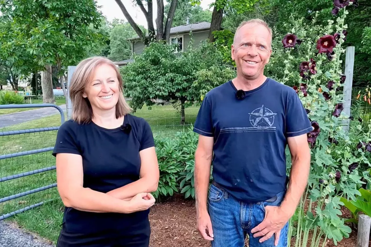 Janusz i Danuta Leśniak prowadzący gospodarstwo rolne Leśniak Farm, Wisconsin, USA.