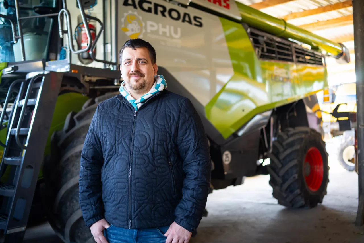 Krystian Maciejewski z firmy Professional Agro w Juszczynie k. Środy Śląskiej, woj. dolnośląskie
