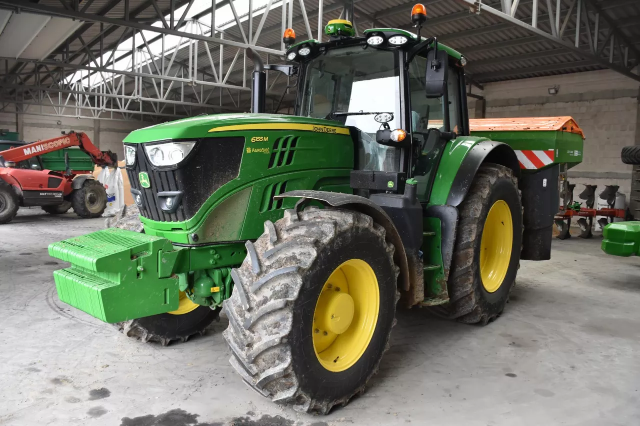 Ile kosztuje wynajem ciągnika o mocy 160 KM i ile to kosztuje w sąsiednich Niemczech?