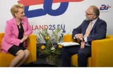 Burmistrz miasta i gminy Osiek w województwie świętokrzyskim Magdalena Marynowska, Dyrektor Wydawniczy AHM Karol Bujoczek