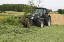 Wał kosztował 35 tys. zł netto i znacząco ułatwia równomierne rozłożenie paszy w silosie wzdłuż, jak i przy ściankach bocznych.