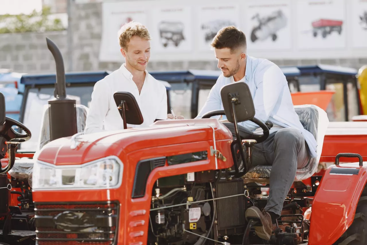 Co rolnik może zrobić, gdy napotka problem z reklamacją maszyny rolniczej?