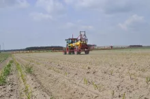 oprysk, oprysk pola, granica od sąsiada