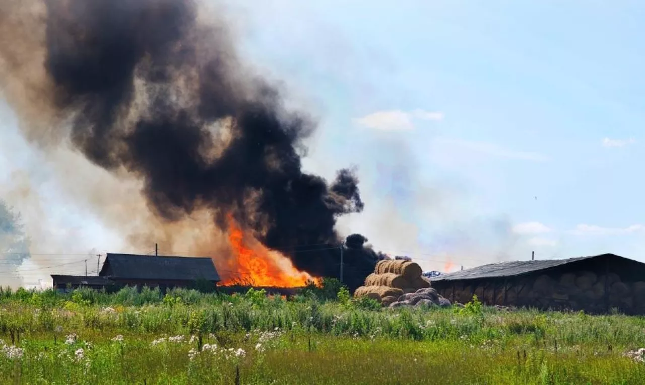 Pożar stóg siana