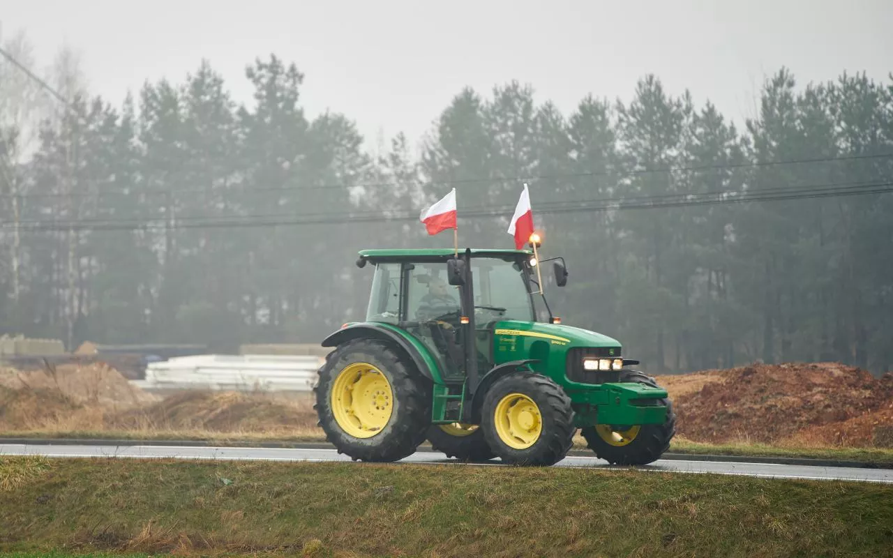 Europe, Poland, 02.09.2024 Farmers in Poland use their vehicles to block the highways and borders. They protest against the import of cheap food from Ukraine and the EU environmental standards.