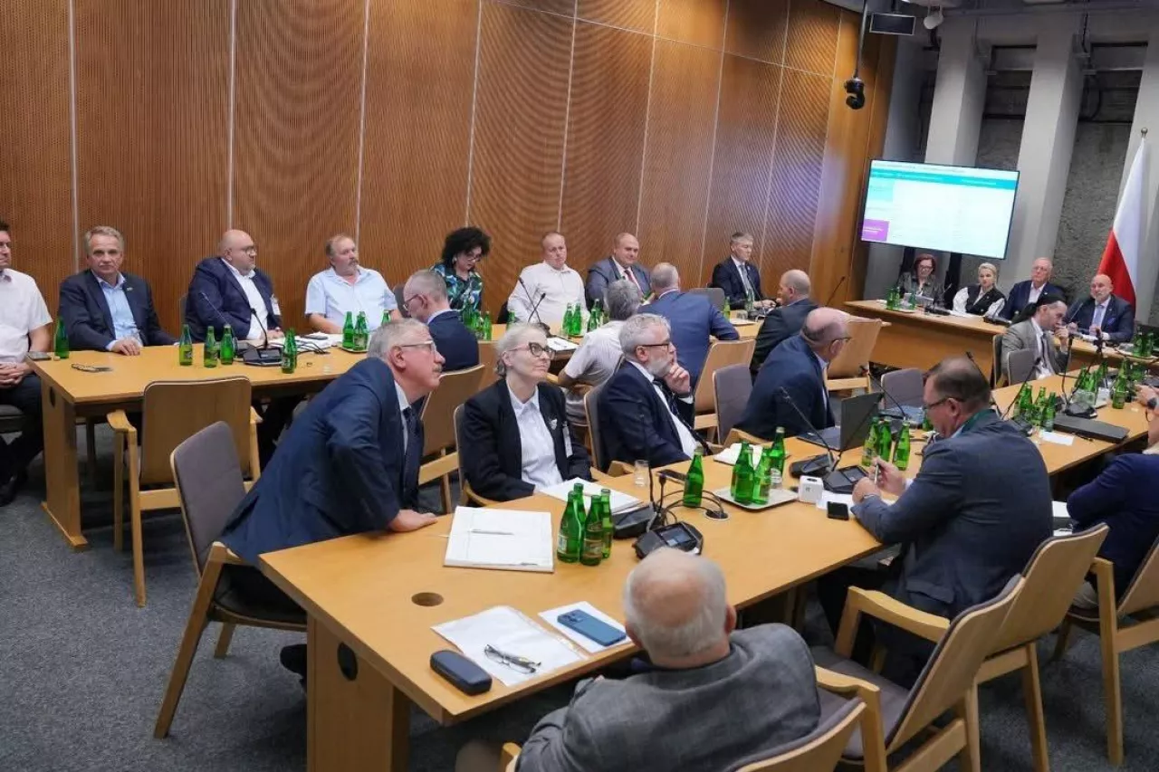 Połączone posiedzenia zespołów parlamentarnych w Sejmie 24 lipca 2025 r.