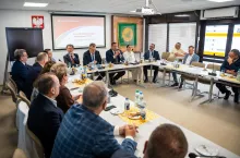 Minister rolnictwa i rozwoju wsi Stefan Krajewski na posiedzeniu Rady Ubezpieczenia Społecznego Rolników, które odbyło się 21 sierpnia w Warszawie.