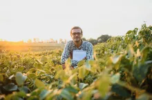 Rozliczenie PROW 2014-2020: uwaga termin do dziś! W jakich godzinach są czynne placówki ARiMR?