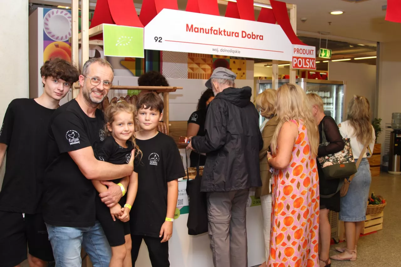 Stoisko Manufaktury Dobra z Mikoszowa w woj. dolnośląskim