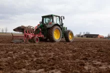 Przyorywanie obornika