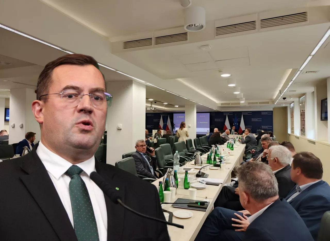 W gmachu resortu rolnictwa zjawiło się 60 osób, które czekały na przełomowe deklaracje, których jednak nie było