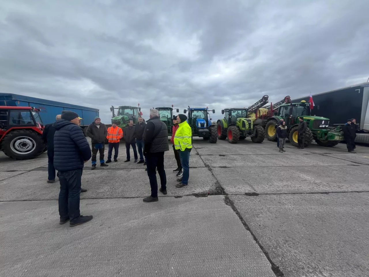 Pyrzyce znów w centrum uwagi. Rolnicy wyjechali na drogi
