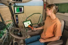 Rolnictwo precyzyjne John Deere.