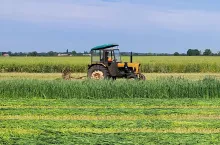 Restrukturyzacja zadłużenia gospodarstw rolnych: jak działa przejmowanie długów przez KOWR?