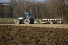 dzierżawa, przetarg na ziemię, ziemia rolna, KOWR