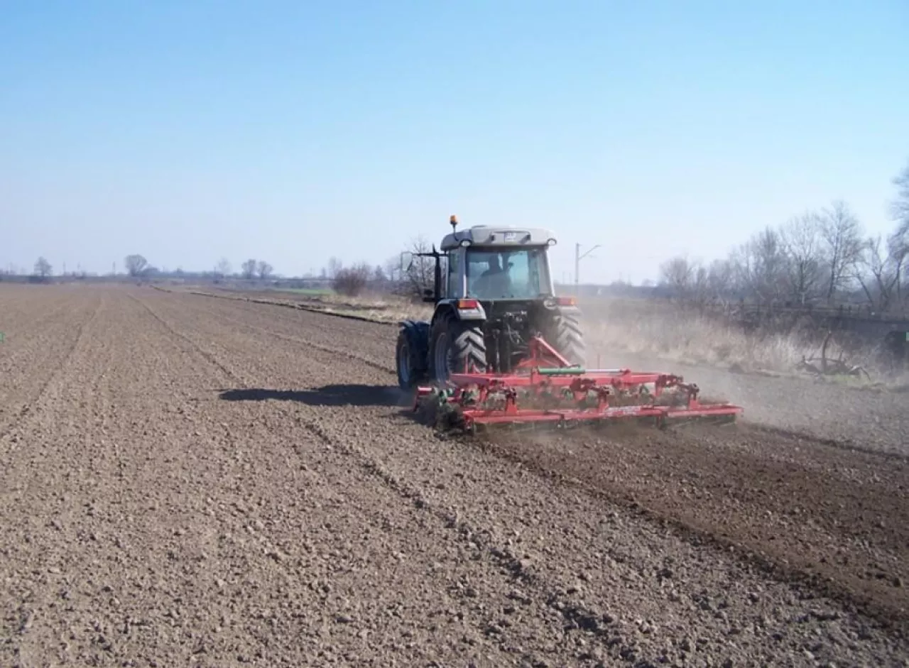 pole, traktor