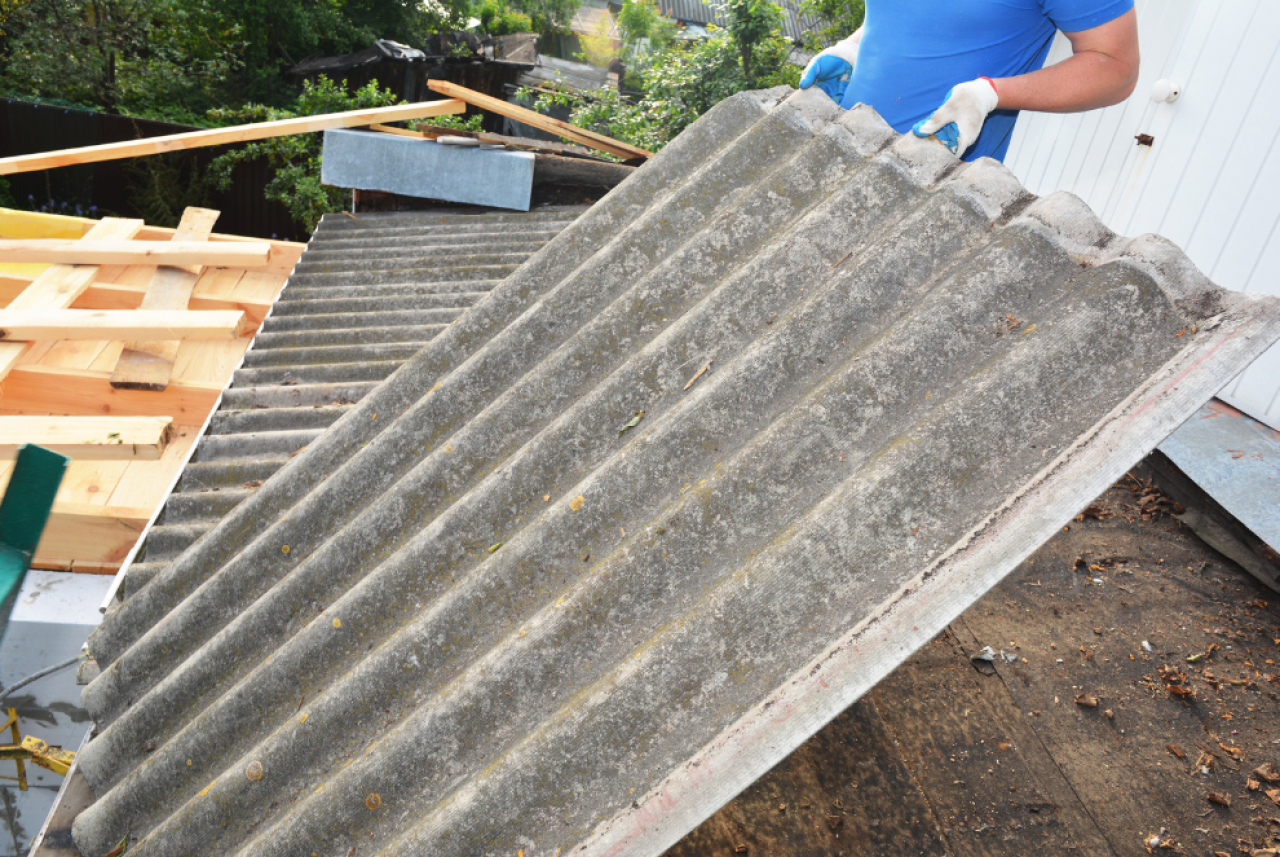 azbest, wymiana dachu z azbestu