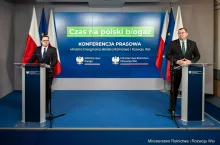 Konfrencja prasowa ministra rolnictwa Stefana Krajewskiego oraz ministra energii Miłosza Motyki na temat rozwoju biogazowni w Polsce.