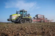 Ciągnik gąsiennicowy Claas