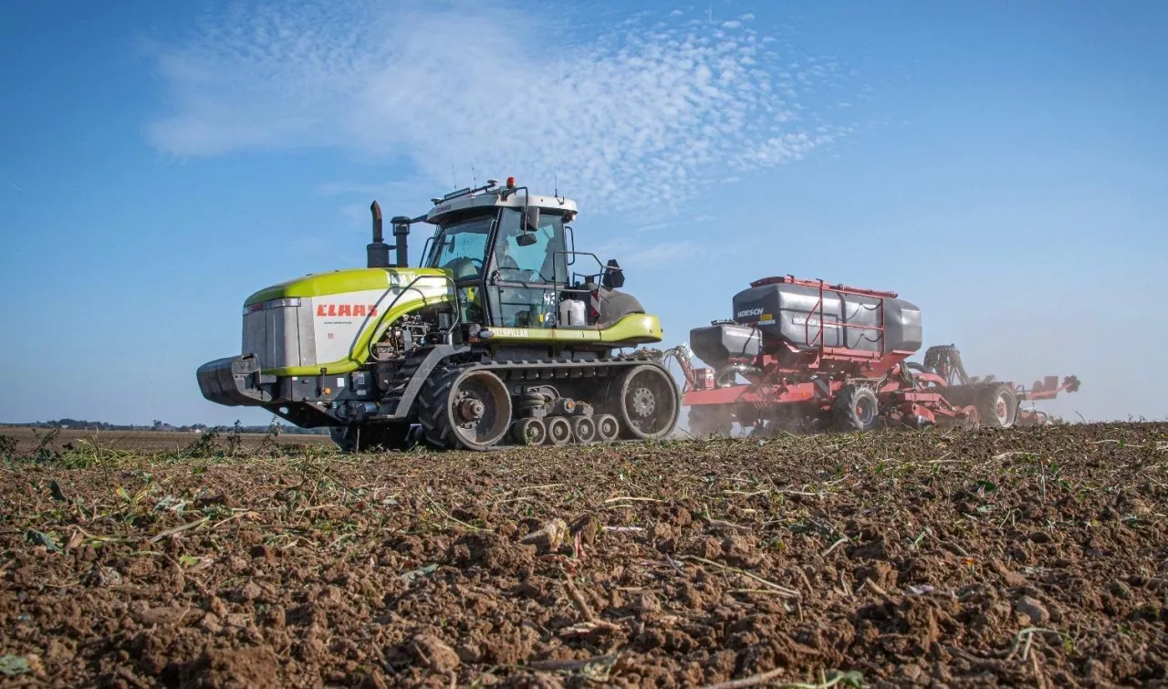 Ciągnik gąsiennicowy Claas