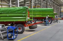 Dobra końcówka 2025 roku pozwoliła wielu polskim firmom spojrzeć optymistycznie w przyszłość. Konieczne jest jednak dalsze poszerzanie sprzedaży, także poza Europę.