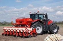 Ceny siewu kukurydzy 2026. Ile zapłacisz za usługę?