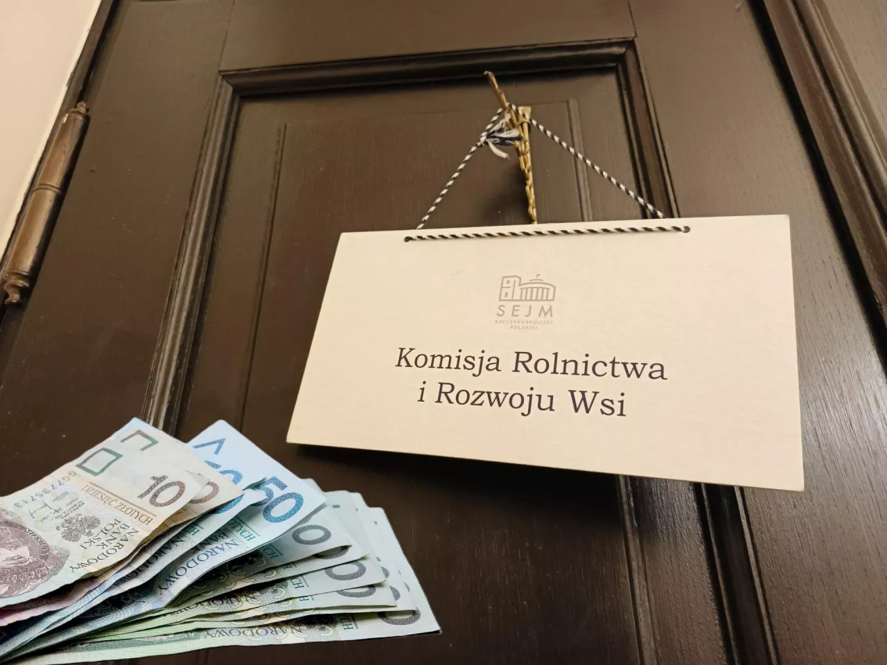 Dla Polski przewidziano 123,3 mld euro, z czego jedynie 24,6 mld euro to minimalna pula na instrumenty rolnicze – znacząco mniej niż w obecnej perspektywie