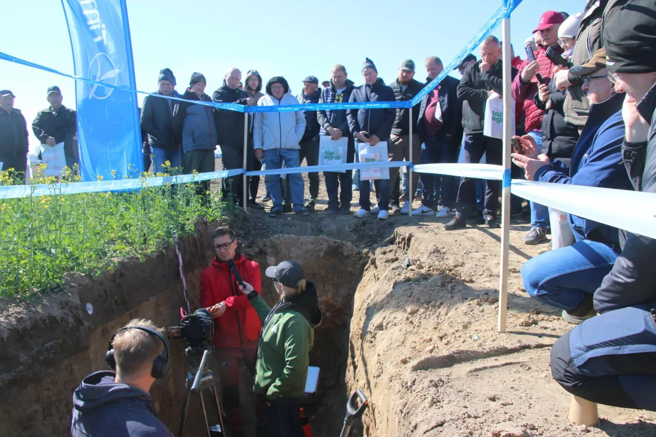dr hab. Bartłomiej Glina, prof. UP w Poznaniu
