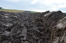ujęcie gleby na polu z bliska