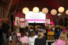 14 maja w Folwarku Wąsowo odbyła się konferencja „Współpraca producentów rolnych sposobem na rozwój rolnictwa i obszarów wiejskich – Kobiety na wsi – siła współpracy”, której organizatorem był CDR w Brwinowie Oddział w Poznaniu.