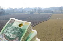 ziemia z lotu ptaka, banknoty