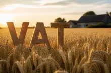 VAT w gospodarstwie małżonków. Czy jedno z nich może pozostać rolnikiem ryczałtowym?