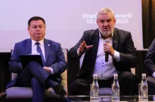 Były minister rolnictwa mówił, że jego krytyka nie jest wymierzona wyłącznie w obecnie rządzących: – To nie jest tylko kamyczek do obecnej władzy, bo wszystkie kolejne ekipy podobnie traktowały administrację rolną.