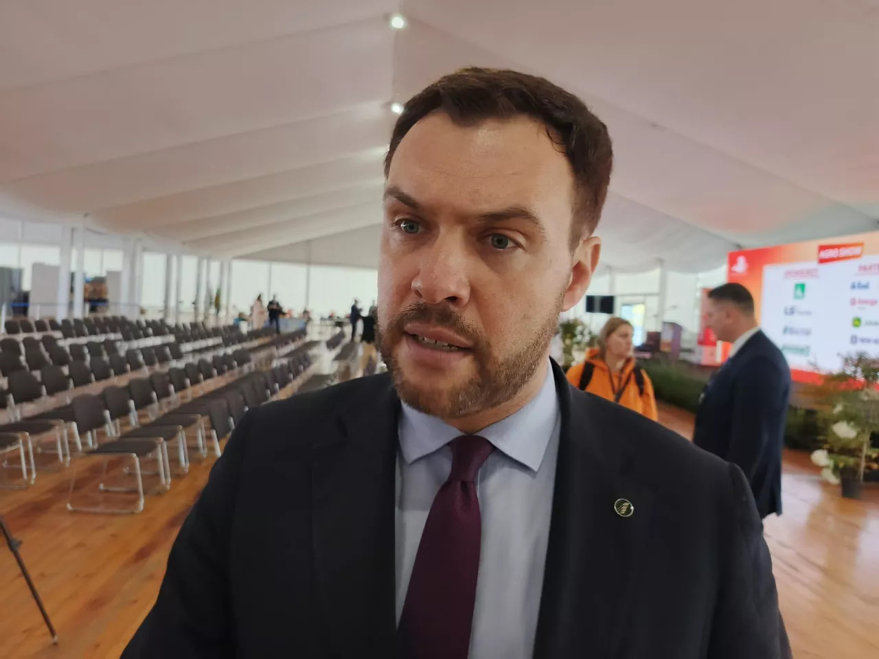 Z wiceministrem Adamem Nowakiem rozmawialiśmy w trakcie Agro Show w Bednarach