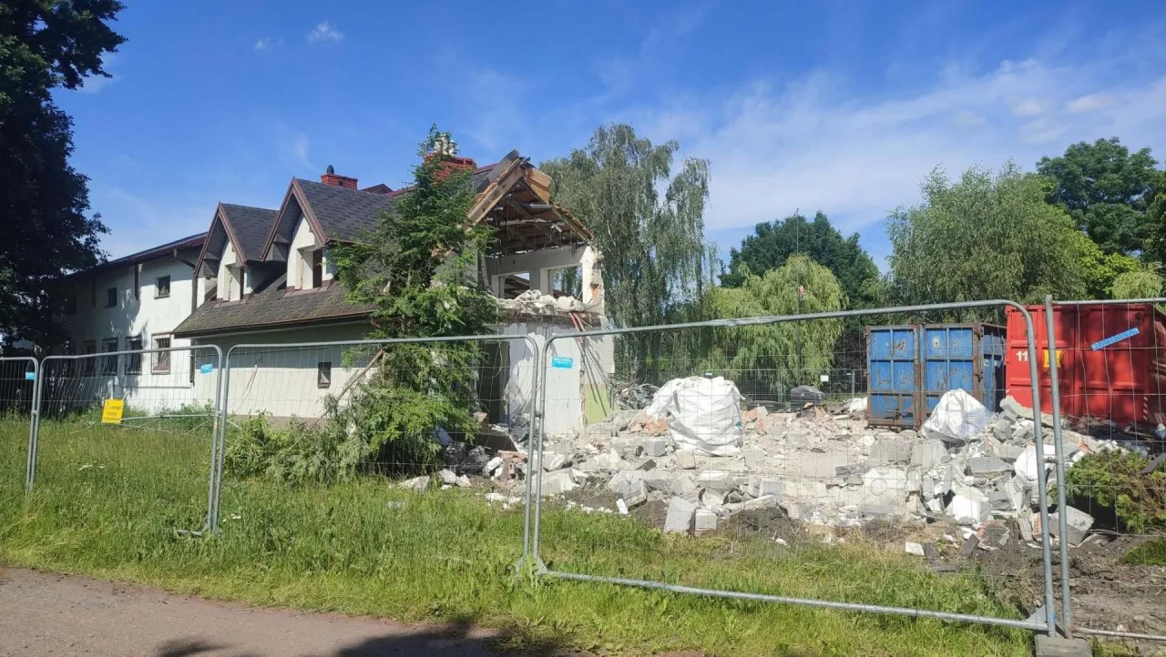 To jedna z nieruchomości przejętych przez spółkę przygotowującą potężną inwestycję. Zdjęcie ilustracyjne