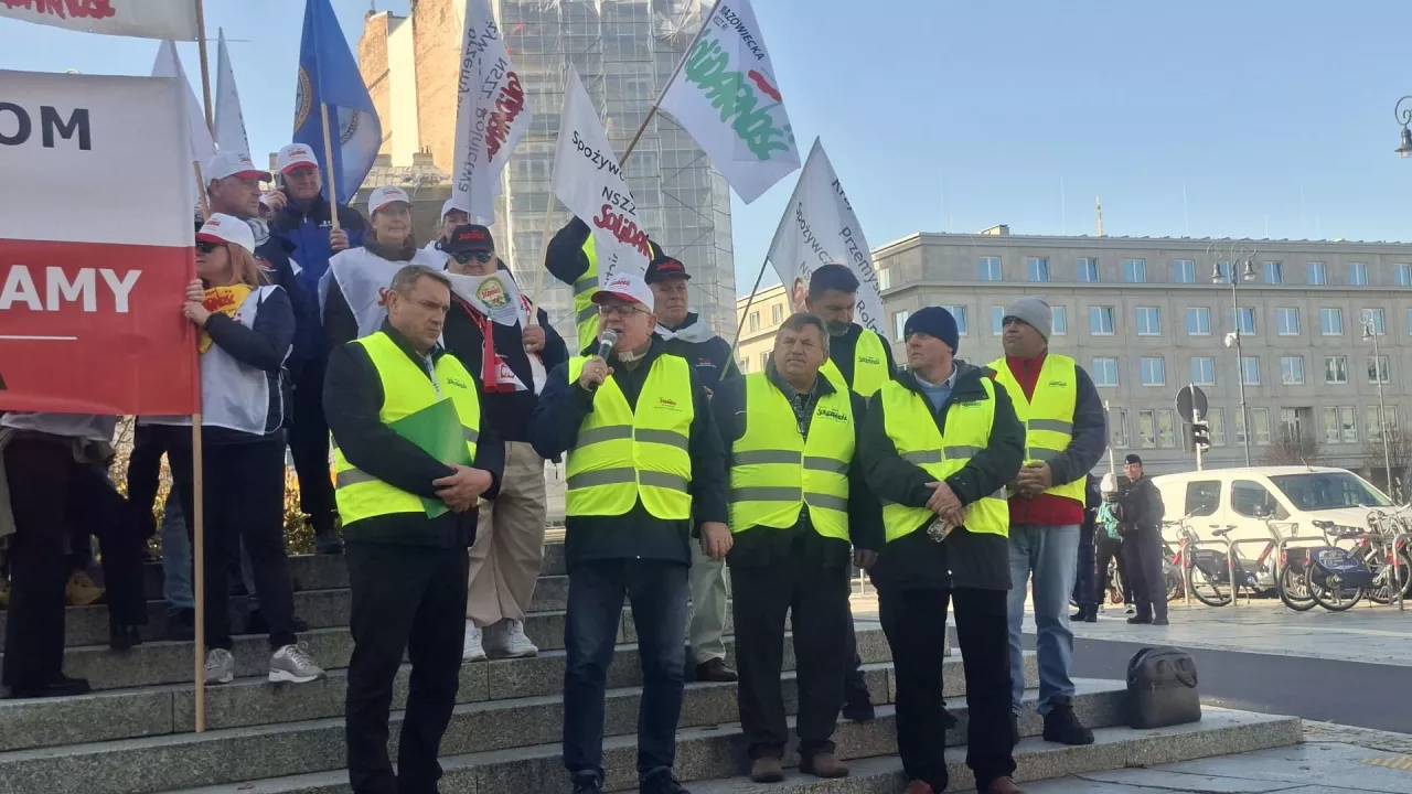 Rolnicy sprzeciwiają się podwyżce podatku cukrowego