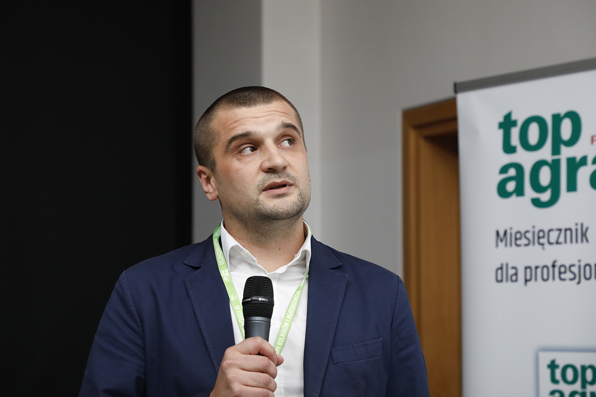 Leszek Majewski, KRAMP podczas wykładu o dygitalizacji w rolnictwie i aplikacji firmy KRAMP.