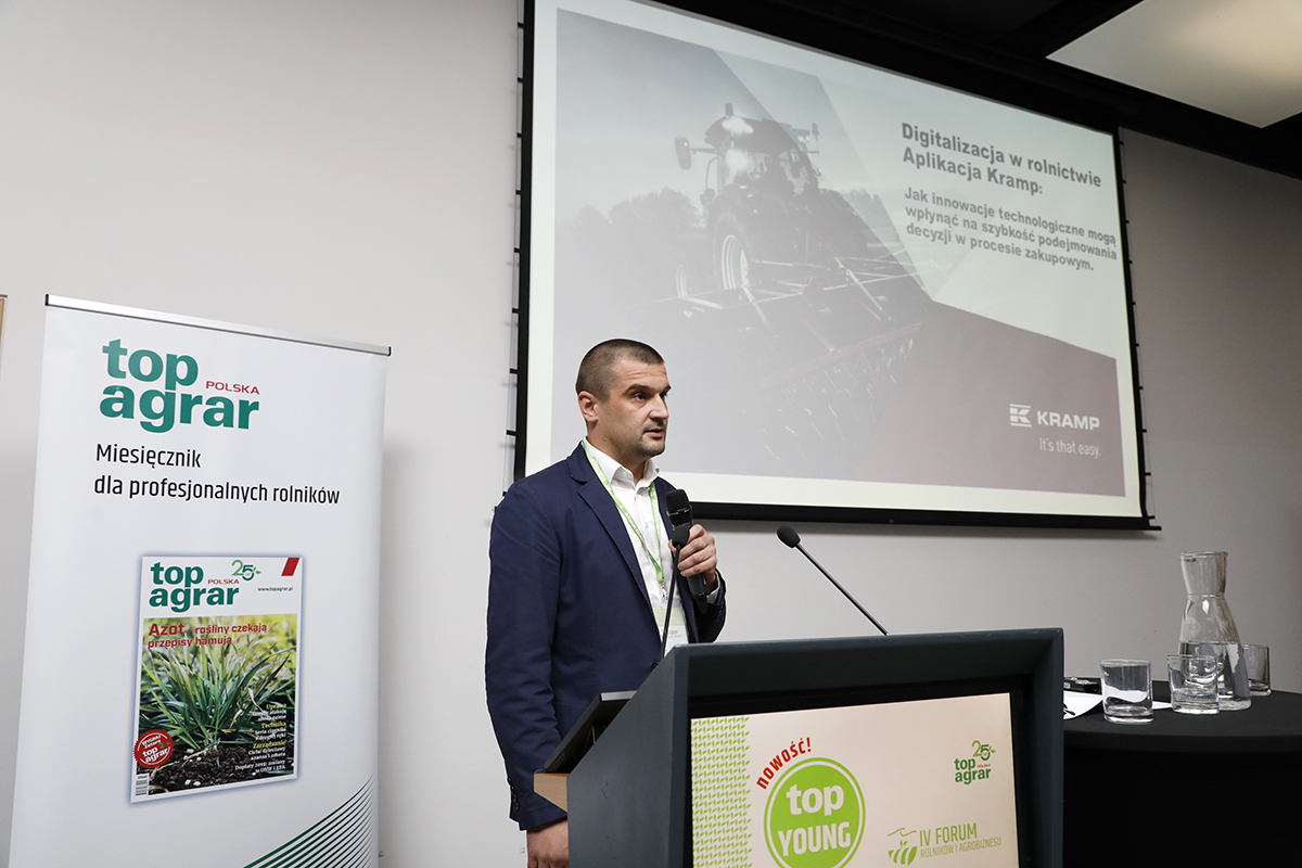 Leszek Majewski, KRAMP podczas wykładu o dygitalizacji w rolnictwie i aplikacji firmy KRAMP.