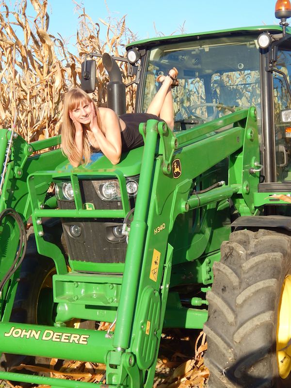 Dziewczyny na traktory: Sandra