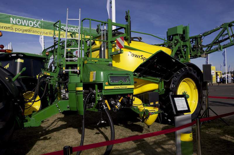 Wystawa rolnicza Agro Show 2016 w Bednarach k. Poznania przyciągnęła tłumy rolników.