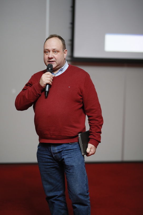 Jarosław Rawski z firmy Syngenta odpowiada na pytania rolników.