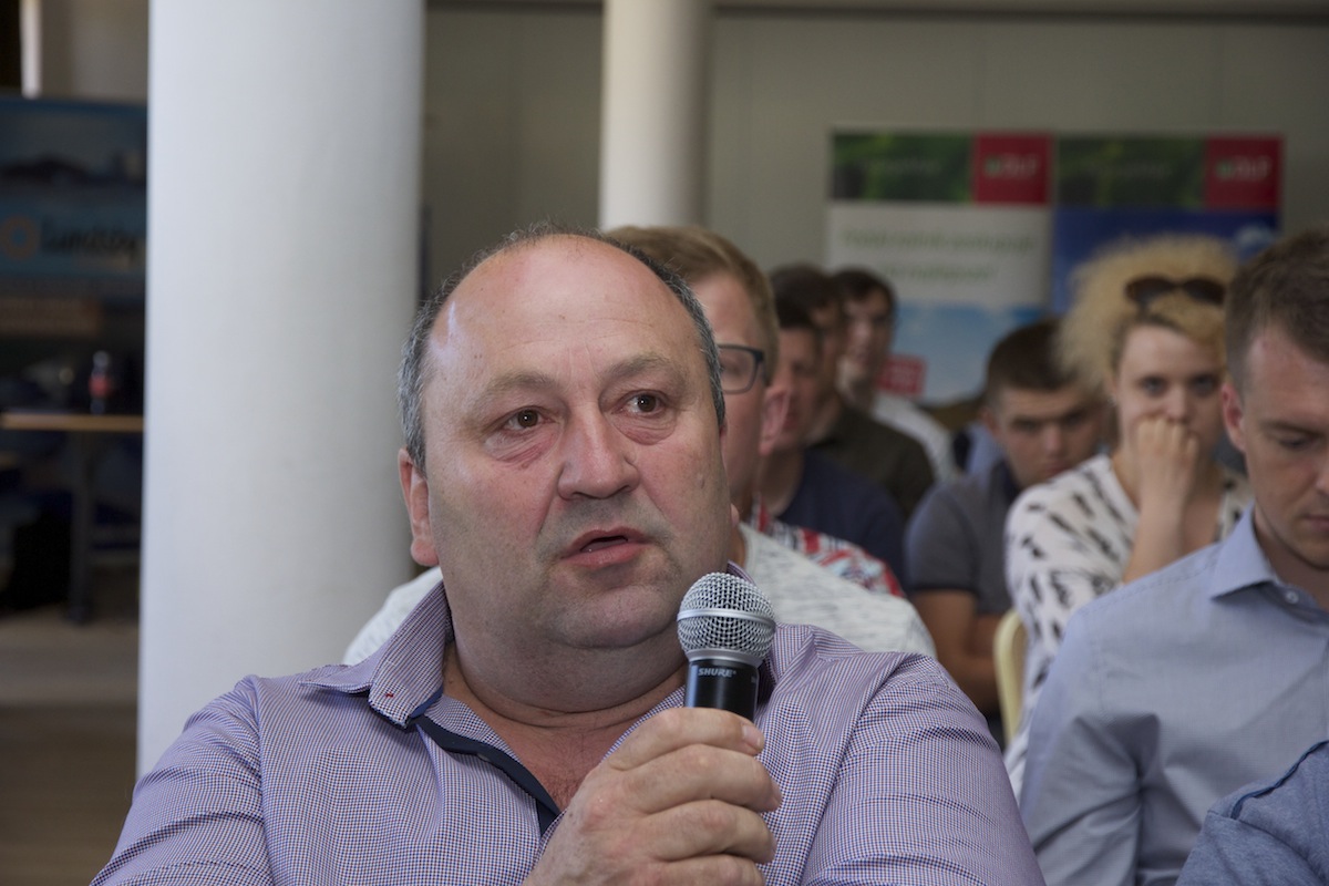 Z sali padało wiele pytań do prelegentów.