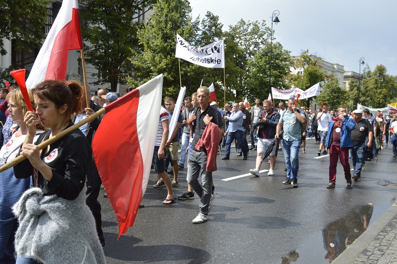 Protest Unii Warzywno Ziemniaczanej pod Kancelarią Premiera