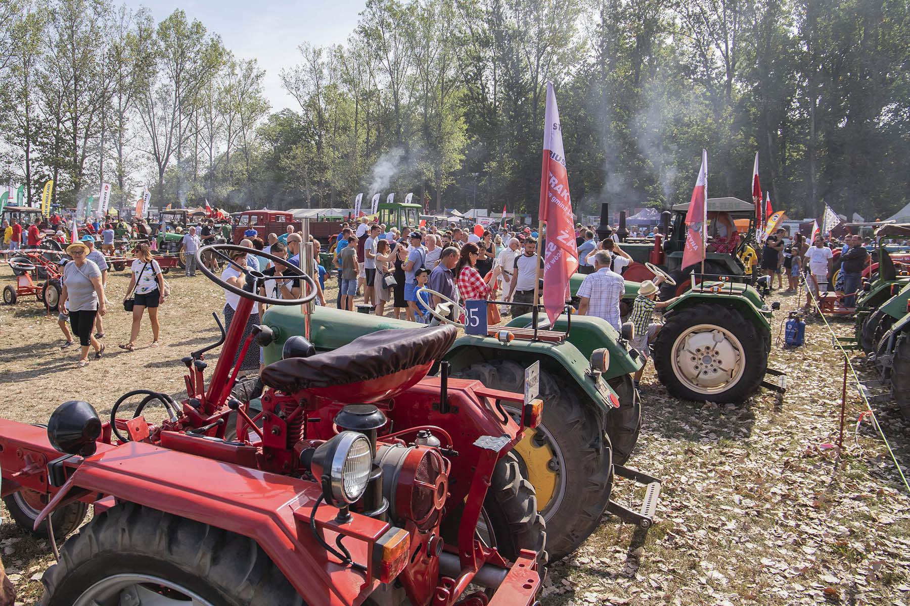 Festiwal cieszył się dużym zainteresowaniem zwiedzających, szczególnie jeżeli ciągnik robił dużo hałasu.